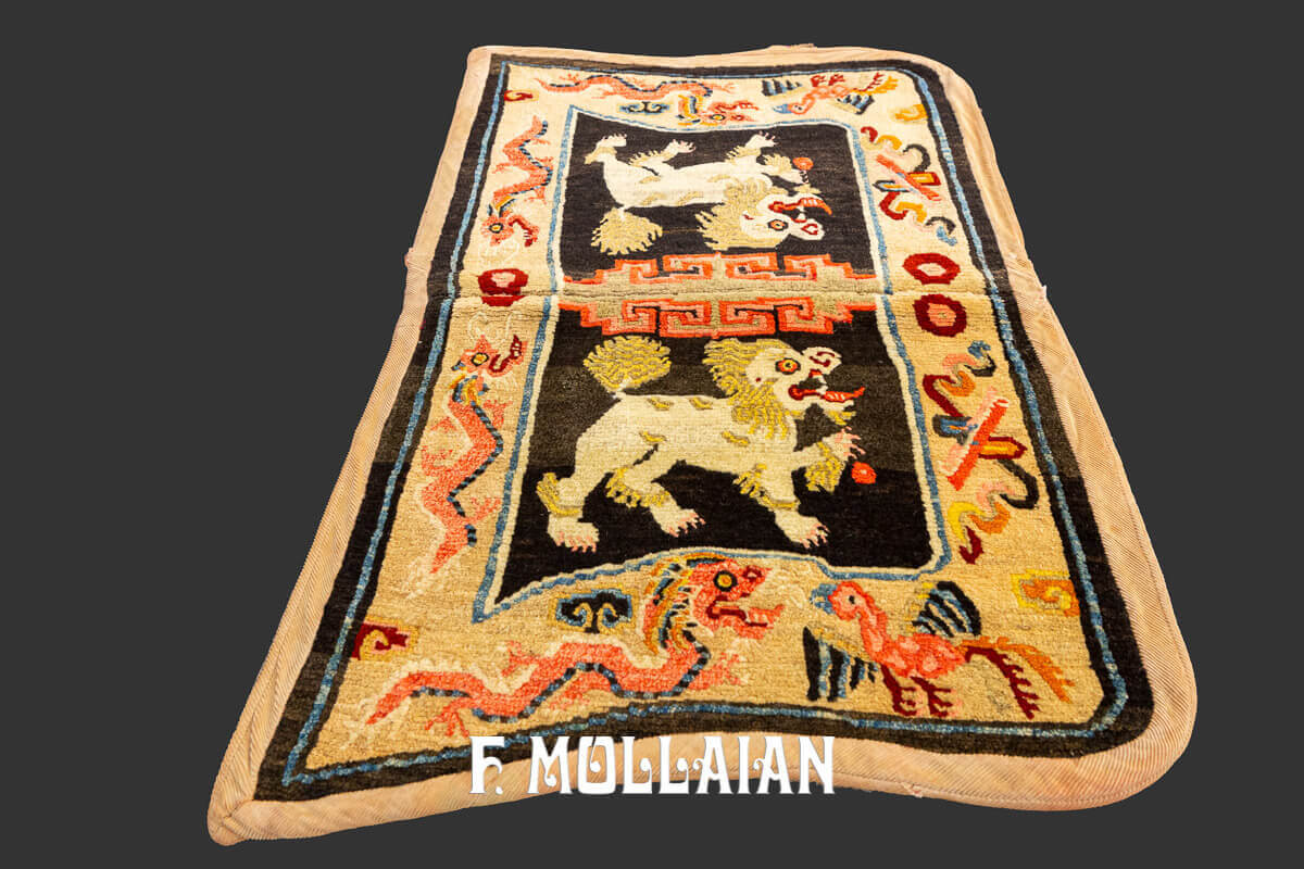 Small Antique Tibetn Saddle Rug with Fu-Dog Motif n°:261455